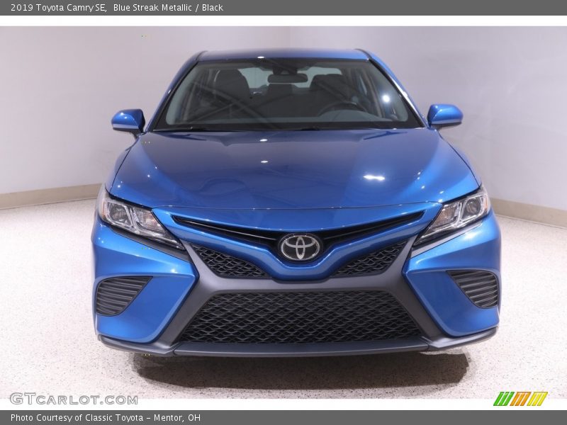 Blue Streak Metallic / Black 2019 Toyota Camry SE