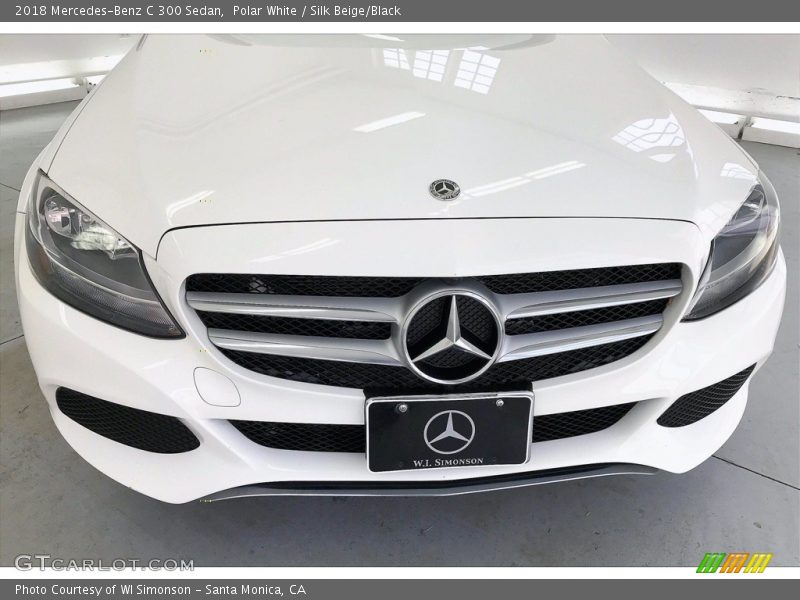 Polar White / Silk Beige/Black 2018 Mercedes-Benz C 300 Sedan