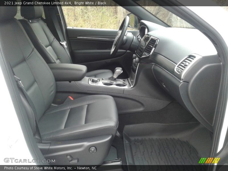 Bright White / Black 2021 Jeep Grand Cherokee Limited 4x4