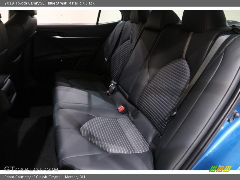 Blue Streak Metallic / Black 2019 Toyota Camry SE
