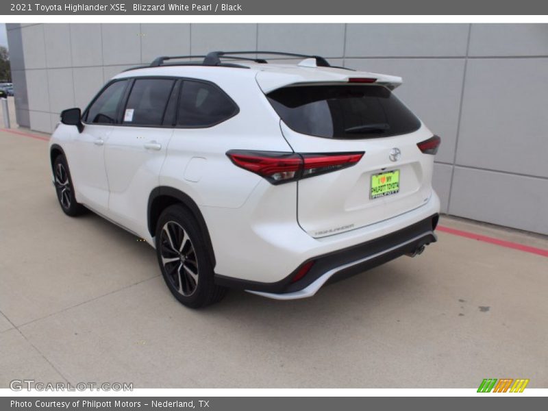 Blizzard White Pearl / Black 2021 Toyota Highlander XSE