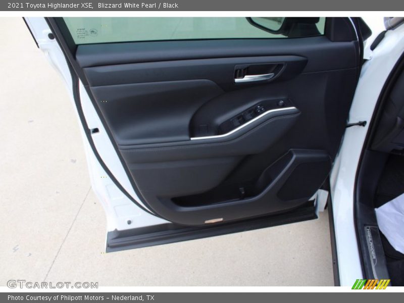 Blizzard White Pearl / Black 2021 Toyota Highlander XSE