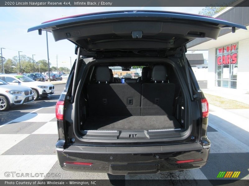 Infinite Black / Ebony 2020 Lincoln Navigator Reserve 4x4