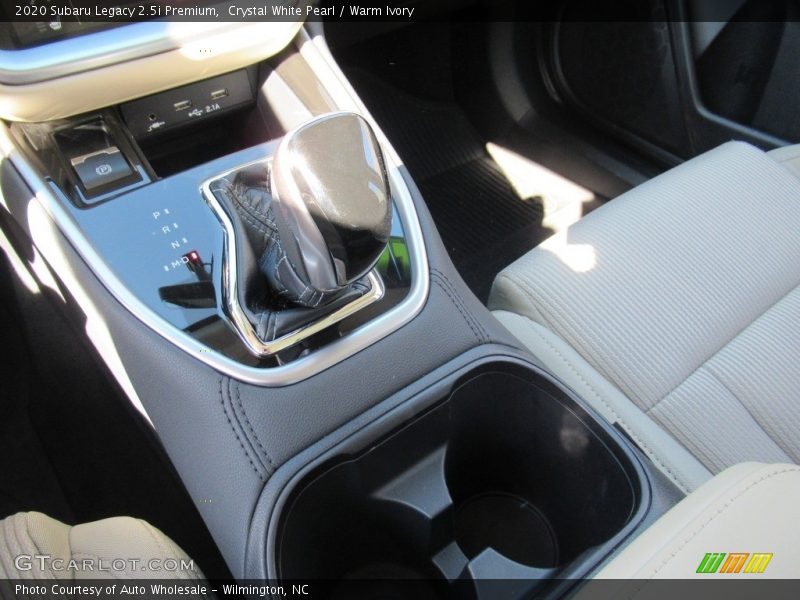 Crystal White Pearl / Warm Ivory 2020 Subaru Legacy 2.5i Premium