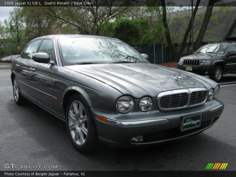Quartz Metallic / Dove Grey 2005 Jaguar XJ XJ8 L