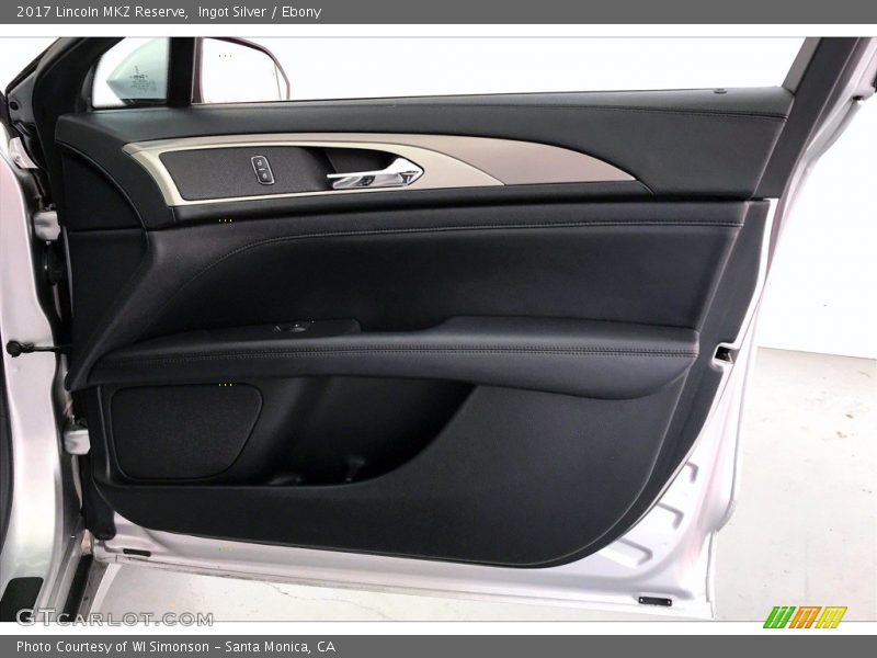 Ingot Silver / Ebony 2017 Lincoln MKZ Reserve