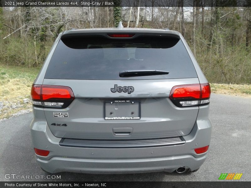Sting-Gray / Black 2021 Jeep Grand Cherokee Laredo 4x4