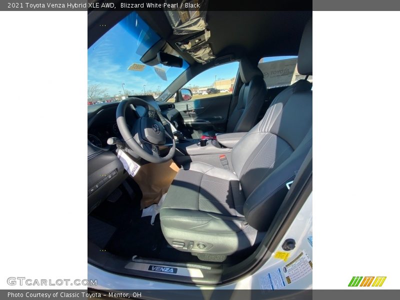 Blizzard White Pearl / Black 2021 Toyota Venza Hybrid XLE AWD