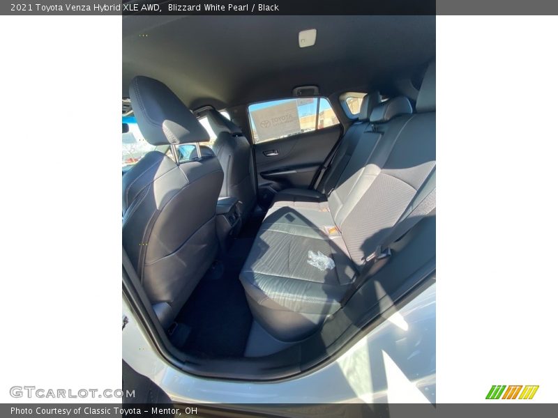 Blizzard White Pearl / Black 2021 Toyota Venza Hybrid XLE AWD
