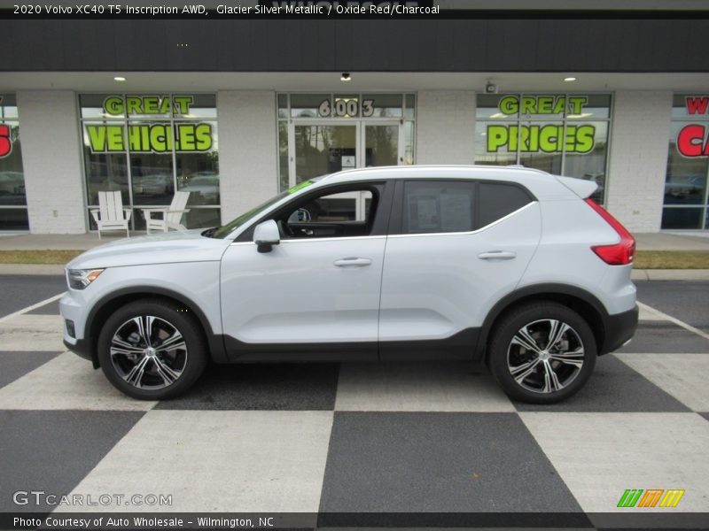 Glacier Silver Metallic / Oxide Red/Charcoal 2020 Volvo XC40 T5 Inscription AWD