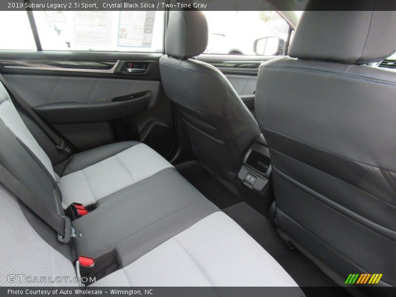Crystal Black Silica / Two-Tone Gray 2019 Subaru Legacy 2.5i Sport