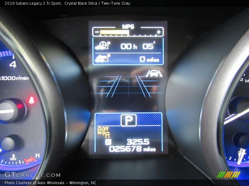 Crystal Black Silica / Two-Tone Gray 2019 Subaru Legacy 2.5i Sport