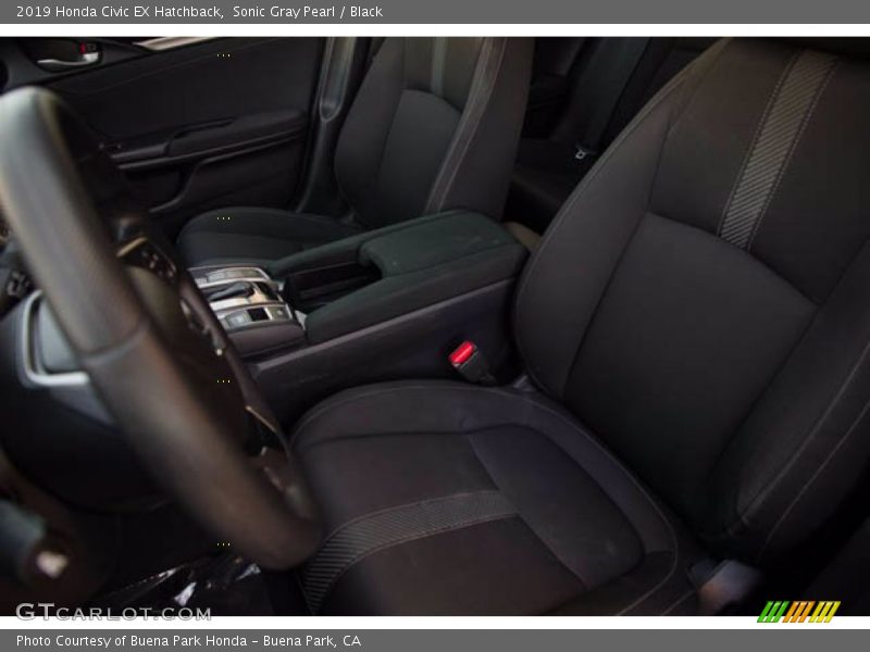 Sonic Gray Pearl / Black 2019 Honda Civic EX Hatchback