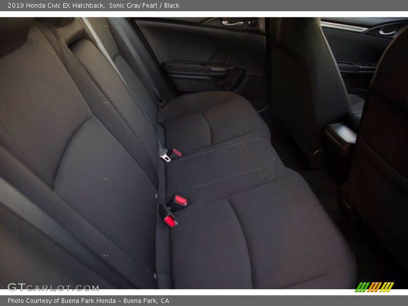 Sonic Gray Pearl / Black 2019 Honda Civic EX Hatchback