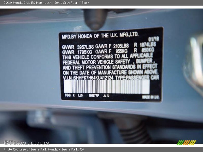 Sonic Gray Pearl / Black 2019 Honda Civic EX Hatchback