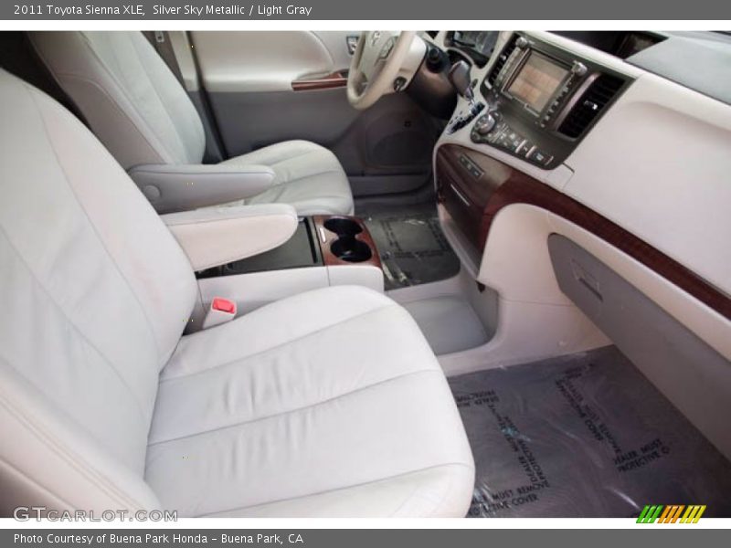 Silver Sky Metallic / Light Gray 2011 Toyota Sienna XLE