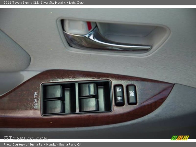 Silver Sky Metallic / Light Gray 2011 Toyota Sienna XLE