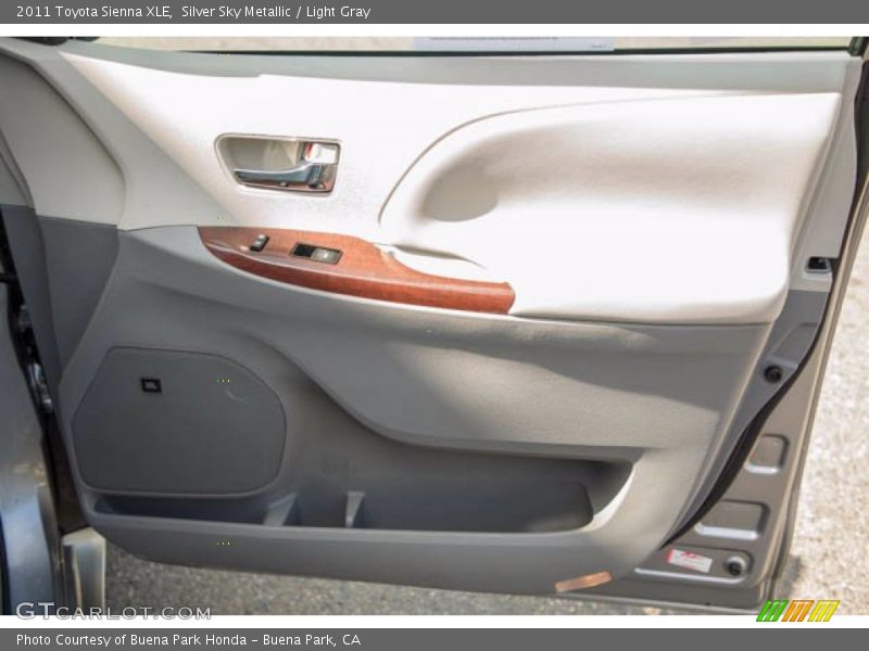 Silver Sky Metallic / Light Gray 2011 Toyota Sienna XLE