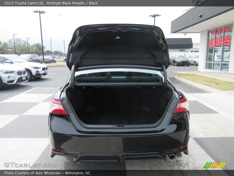 Midnight Black Metallic / Black 2020 Toyota Camry SE