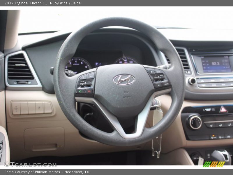 Ruby Wine / Beige 2017 Hyundai Tucson SE