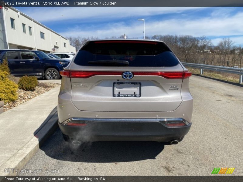 Titanium Glow / Boulder 2021 Toyota Venza Hybrid XLE AWD