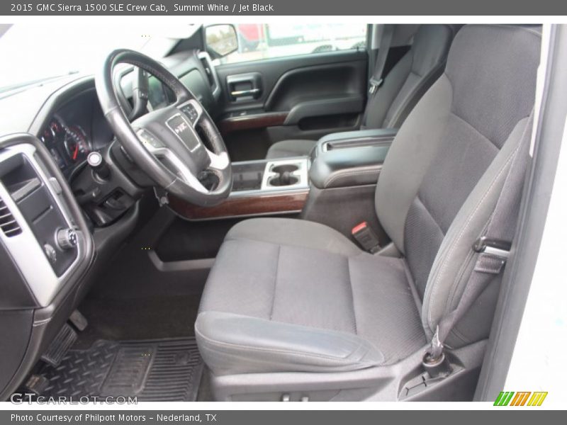 Front Seat of 2015 Sierra 1500 SLE Crew Cab