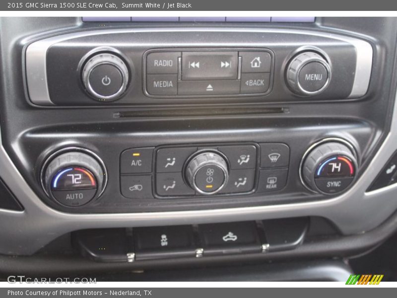 Controls of 2015 Sierra 1500 SLE Crew Cab