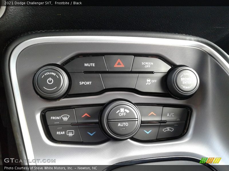 Frostbite / Black 2021 Dodge Challenger SXT
