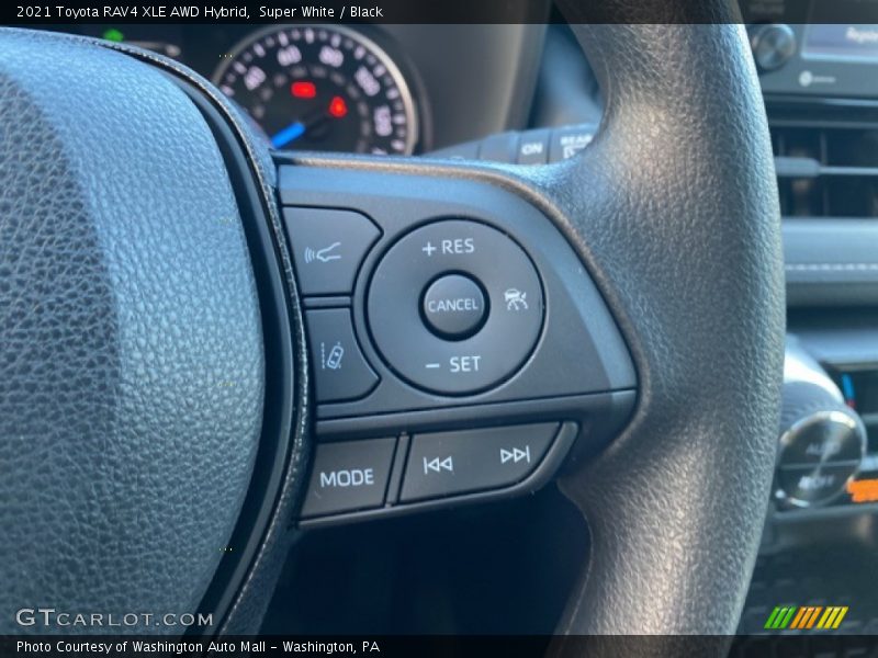 Super White / Black 2021 Toyota RAV4 XLE AWD Hybrid