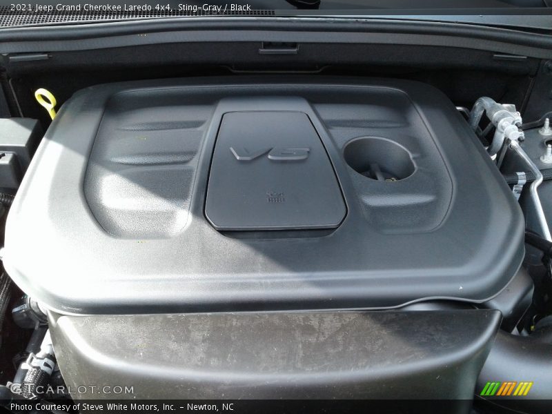 Sting-Gray / Black 2021 Jeep Grand Cherokee Laredo 4x4