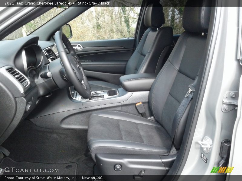 Sting-Gray / Black 2021 Jeep Grand Cherokee Laredo 4x4