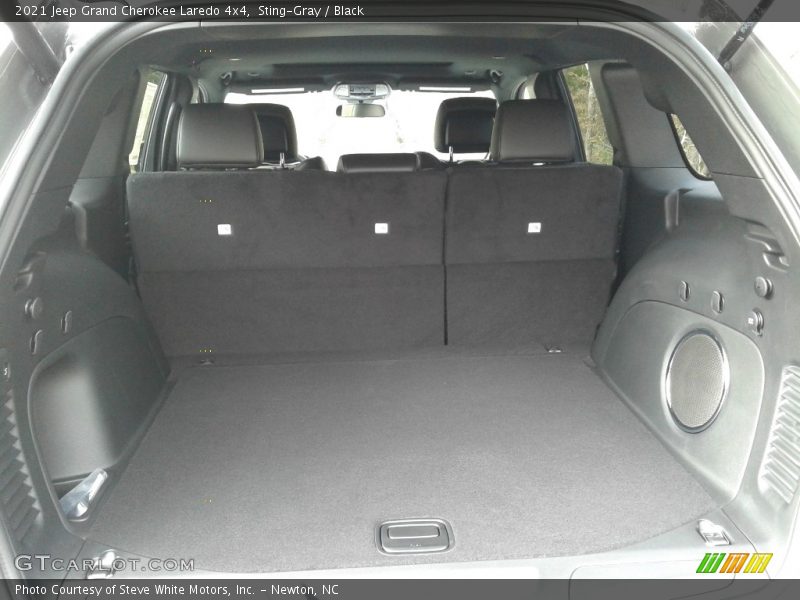 Sting-Gray / Black 2021 Jeep Grand Cherokee Laredo 4x4