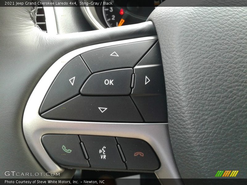 Sting-Gray / Black 2021 Jeep Grand Cherokee Laredo 4x4