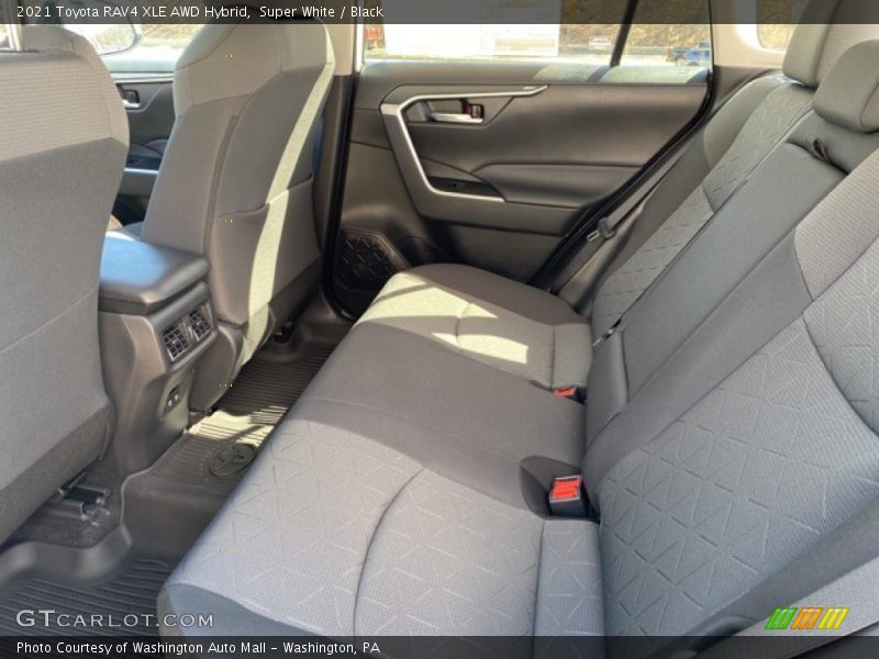 Super White / Black 2021 Toyota RAV4 XLE AWD Hybrid