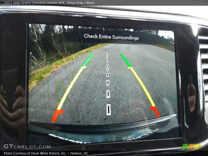 Sting-Gray / Black 2021 Jeep Grand Cherokee Laredo 4x4