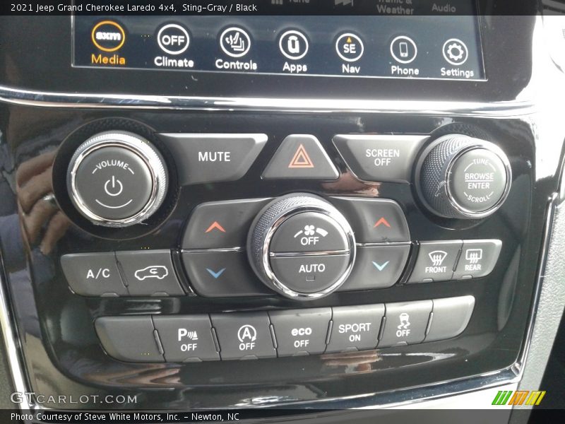 Sting-Gray / Black 2021 Jeep Grand Cherokee Laredo 4x4