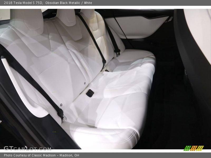 Obsidian Black Metallic / White 2018 Tesla Model S 75D