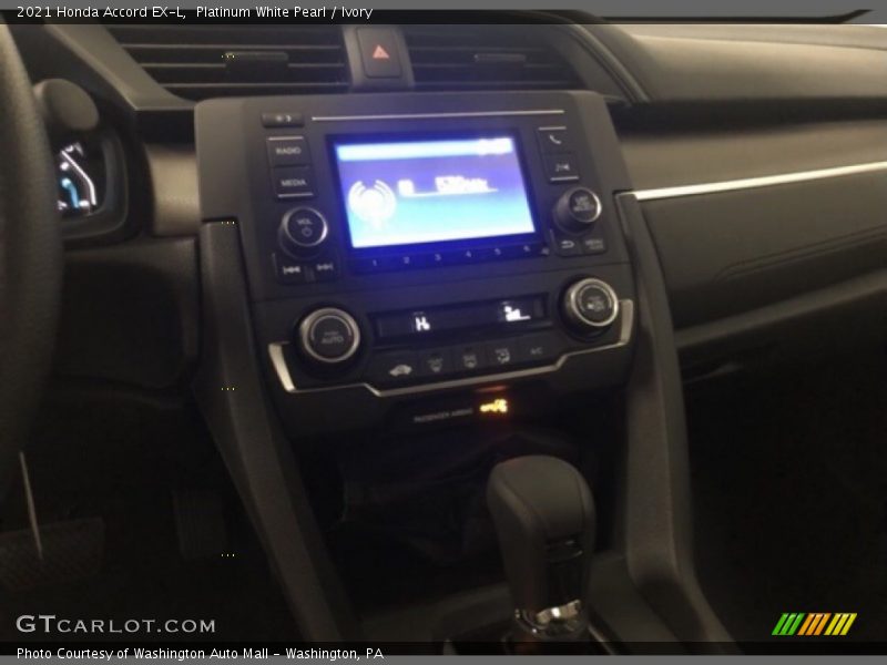 Platinum White Pearl / Ivory 2021 Honda Accord EX-L