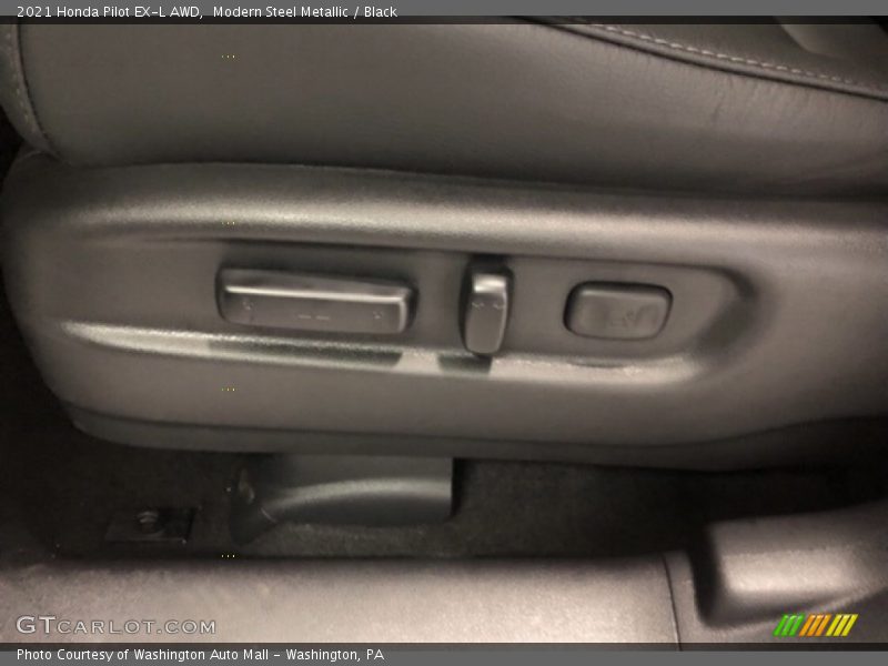 Modern Steel Metallic / Black 2021 Honda Pilot EX-L AWD