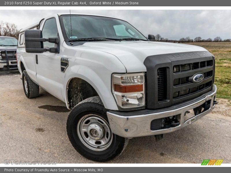 Oxford White / Medium Stone 2010 Ford F250 Super Duty XL Regular Cab 4x4