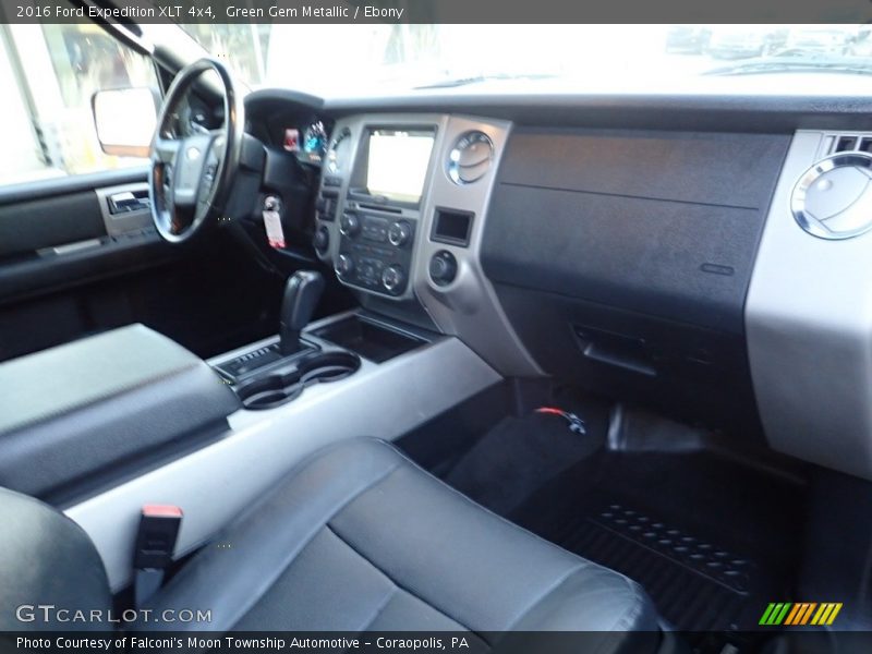 Green Gem Metallic / Ebony 2016 Ford Expedition XLT 4x4