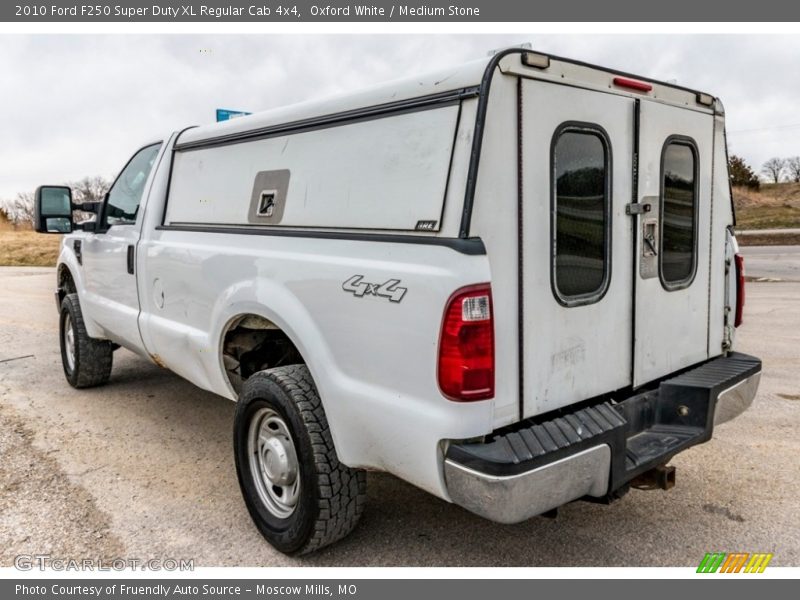 Oxford White / Medium Stone 2010 Ford F250 Super Duty XL Regular Cab 4x4