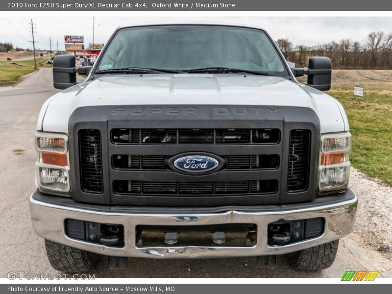 Oxford White / Medium Stone 2010 Ford F250 Super Duty XL Regular Cab 4x4