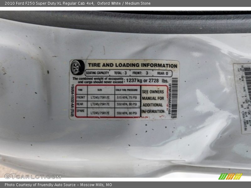 Oxford White / Medium Stone 2010 Ford F250 Super Duty XL Regular Cab 4x4