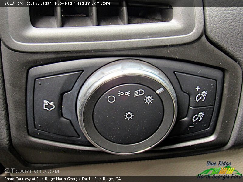 Ruby Red / Medium Light Stone 2013 Ford Focus SE Sedan