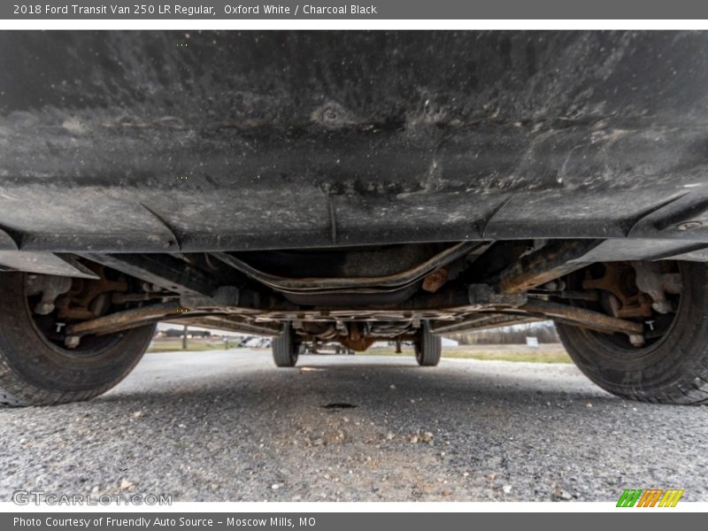 Oxford White / Charcoal Black 2018 Ford Transit Van 250 LR Regular