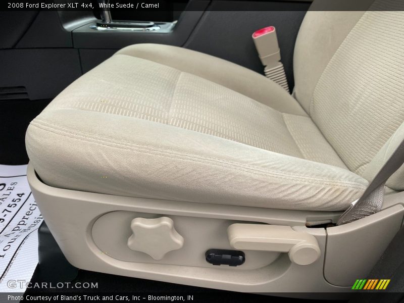 Front Seat of 2008 Explorer XLT 4x4