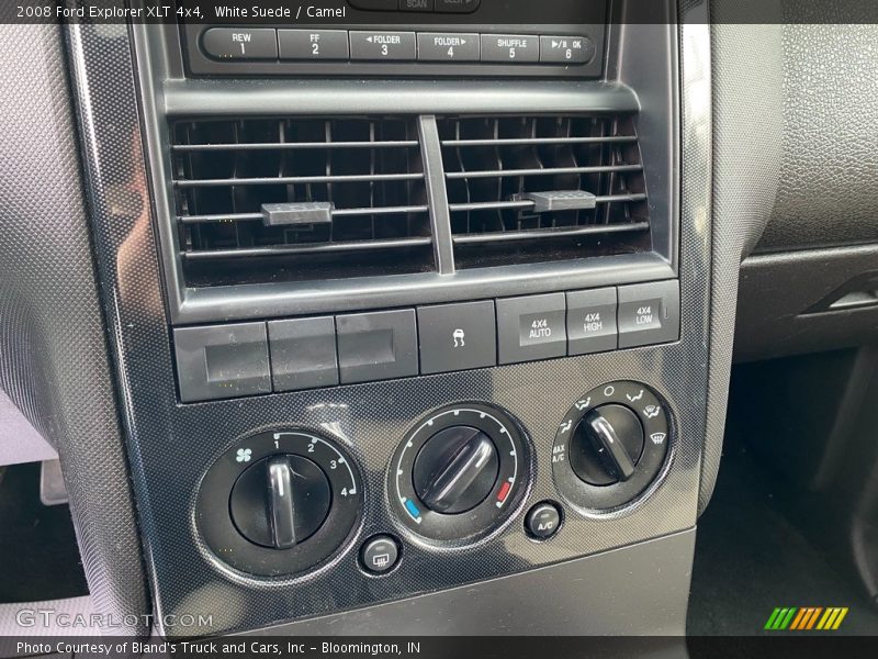 Controls of 2008 Explorer XLT 4x4