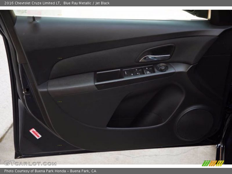 Blue Ray Metallic / Jet Black 2016 Chevrolet Cruze Limited LT
