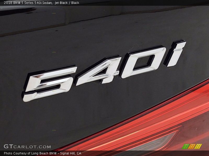 Jet Black / Black 2018 BMW 5 Series 540i Sedan